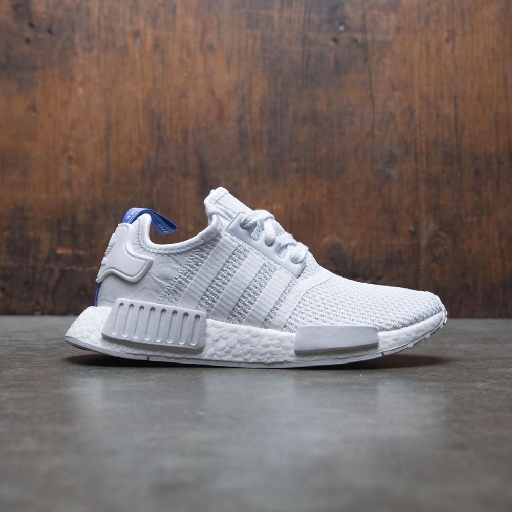 ADIDAS WOMEN NMD R1 W NWT